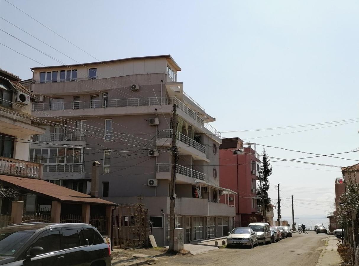 Апартамент Даскала С Паркомясто Burgas Stad Buitenkant foto